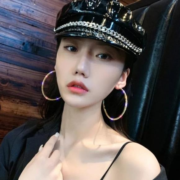 NEW GOLD DIAMOND ROUND HOOP EARRINGS, NICE EARRINGS, CUTE EARRINGS. - Picture 3 of 4